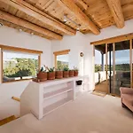 2 Bedroom - Secluded, Mountain Views - Twilight
