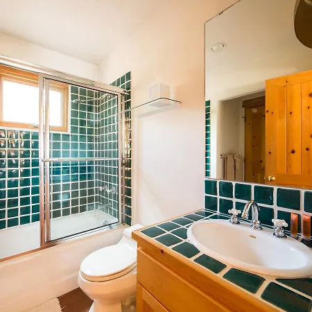 Holiday home 2 Bedroom - Secluded, Mountain Views - Twilight Santa Fe
